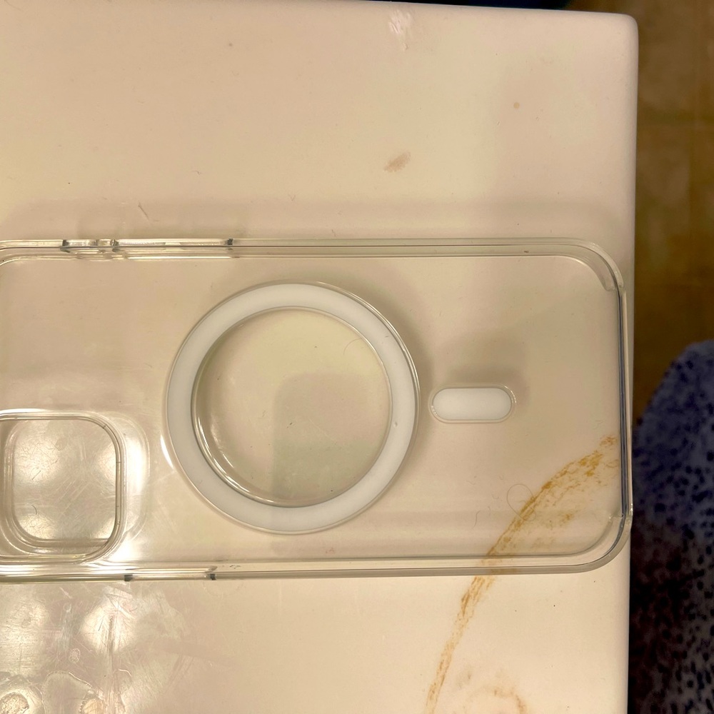 Apple magsafe clear iPhone 12 Pro case